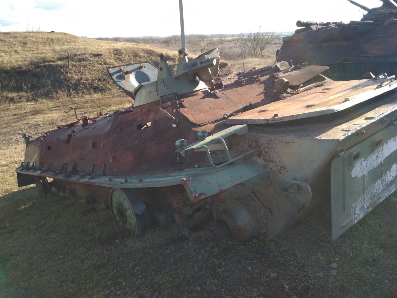 МТ-ЛБ, знищений в Миколаївській області